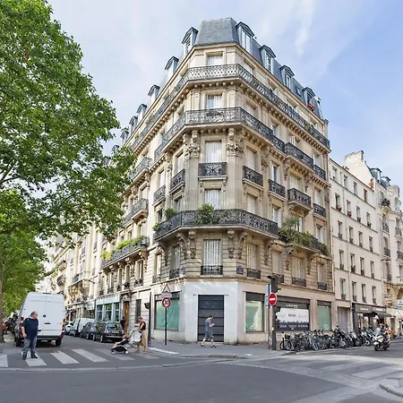 Large Studio Near The Eiffel Tower By Guestready Apartamento *